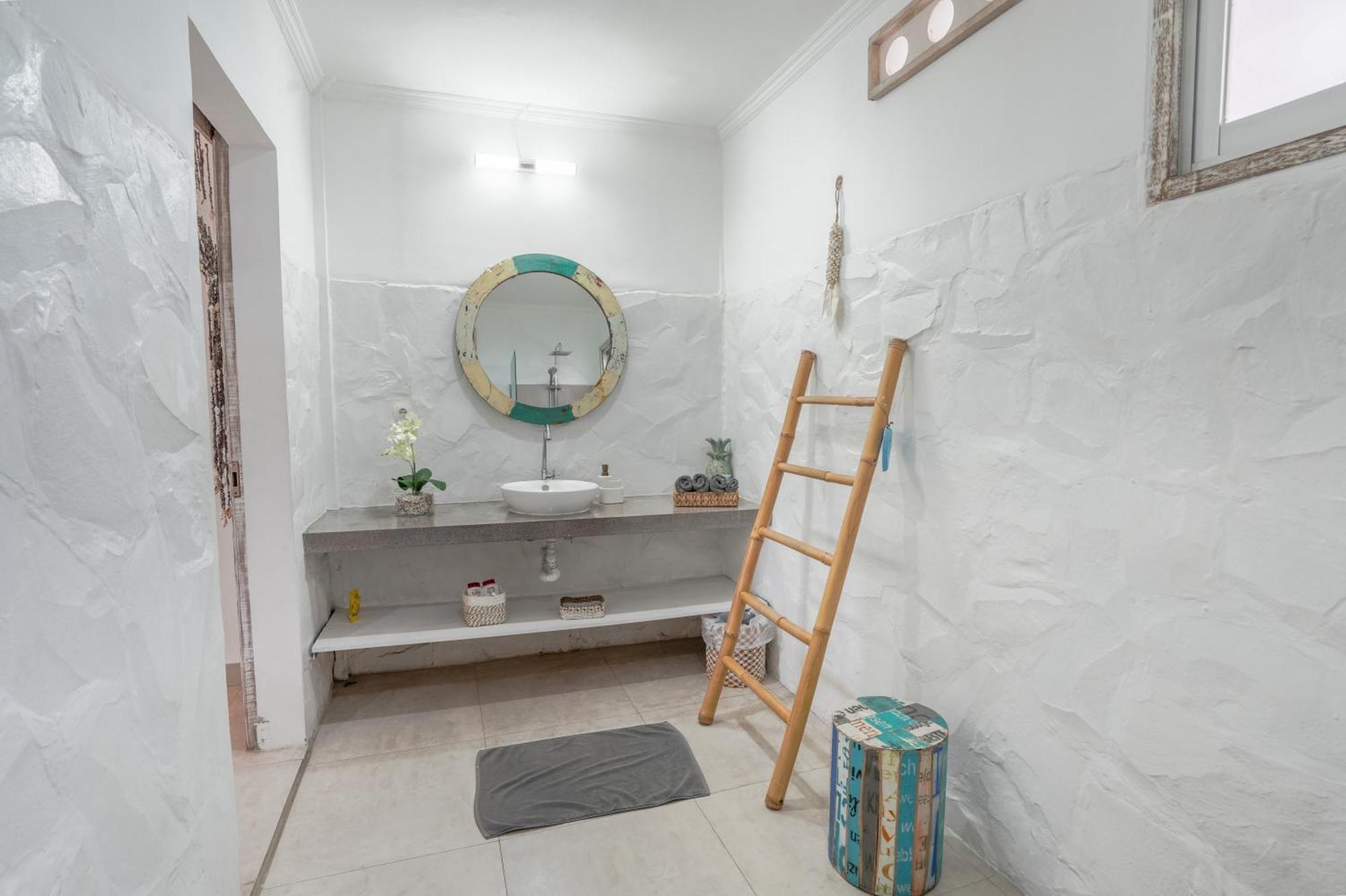 Villa Piece Of Peace Private 3Br With Large Pool And Garden Canggu Esterno foto